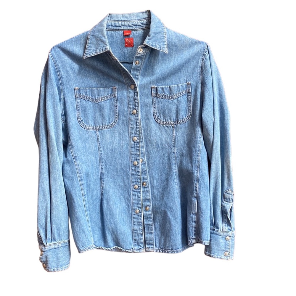 Roam Jean Shirt Jacket Size L. Long Sleeve’s and Snaps. Great Condition!